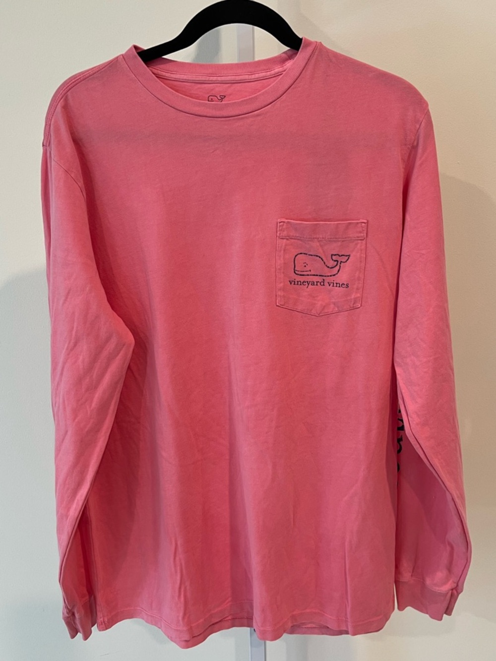 NWT Vineyard Vines Pink and Blue Long Sleeve Pocket Tee Shirt Mens Sz Medium